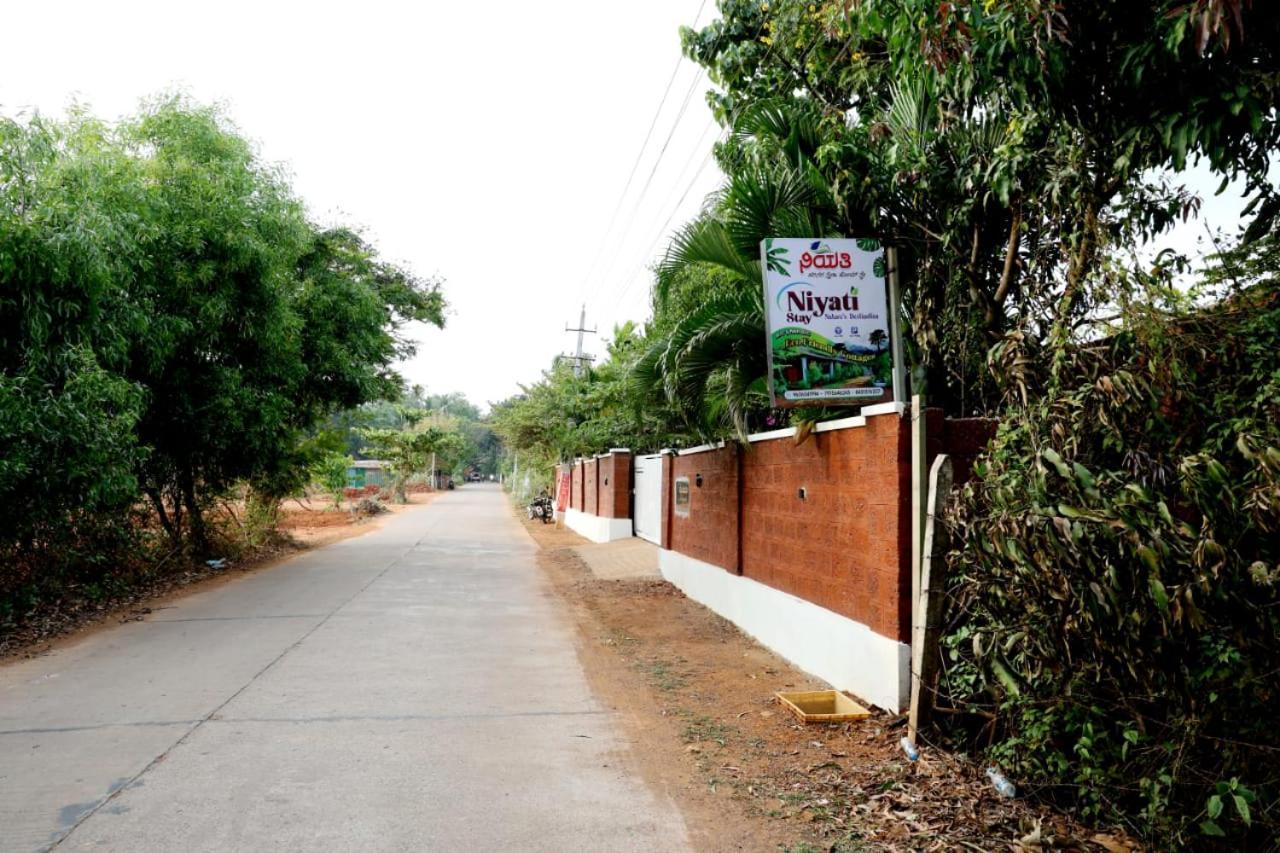 Niyati Home Stay Gokarna  Ngoại thất bức ảnh