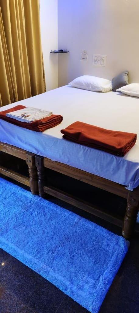 Niyati Home Stay Gokarna  Ngoại thất bức ảnh