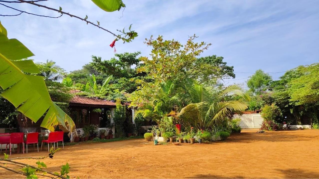 Niyati Home Stay Gokarna  Ngoại thất bức ảnh
