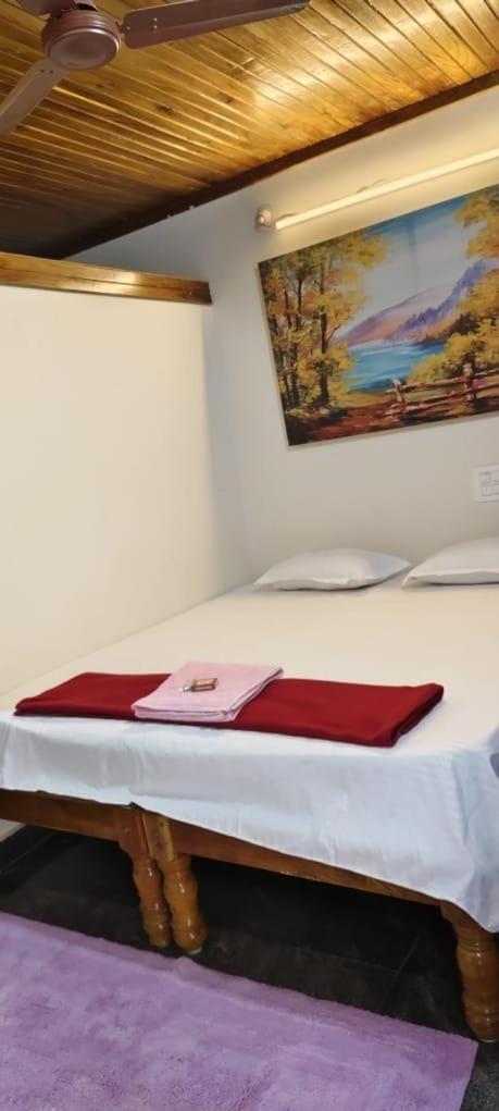 Niyati Home Stay Gokarna  Ngoại thất bức ảnh