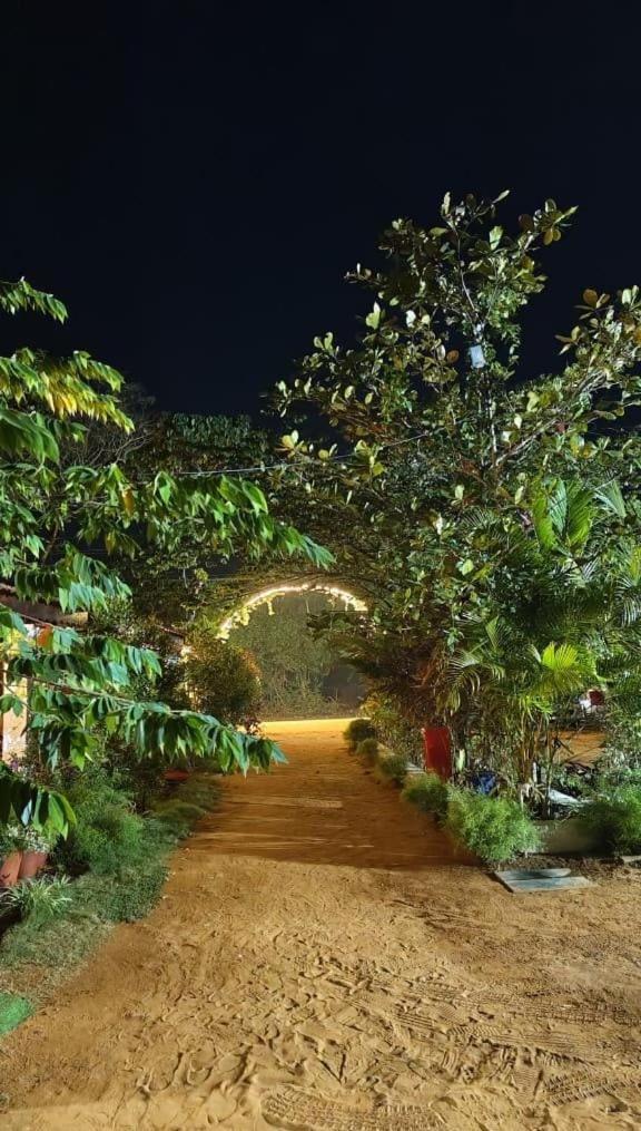 Niyati Home Stay Gokarna  Ngoại thất bức ảnh